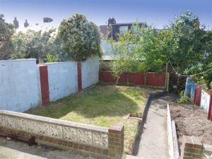 Photo 15- click for photo gallery